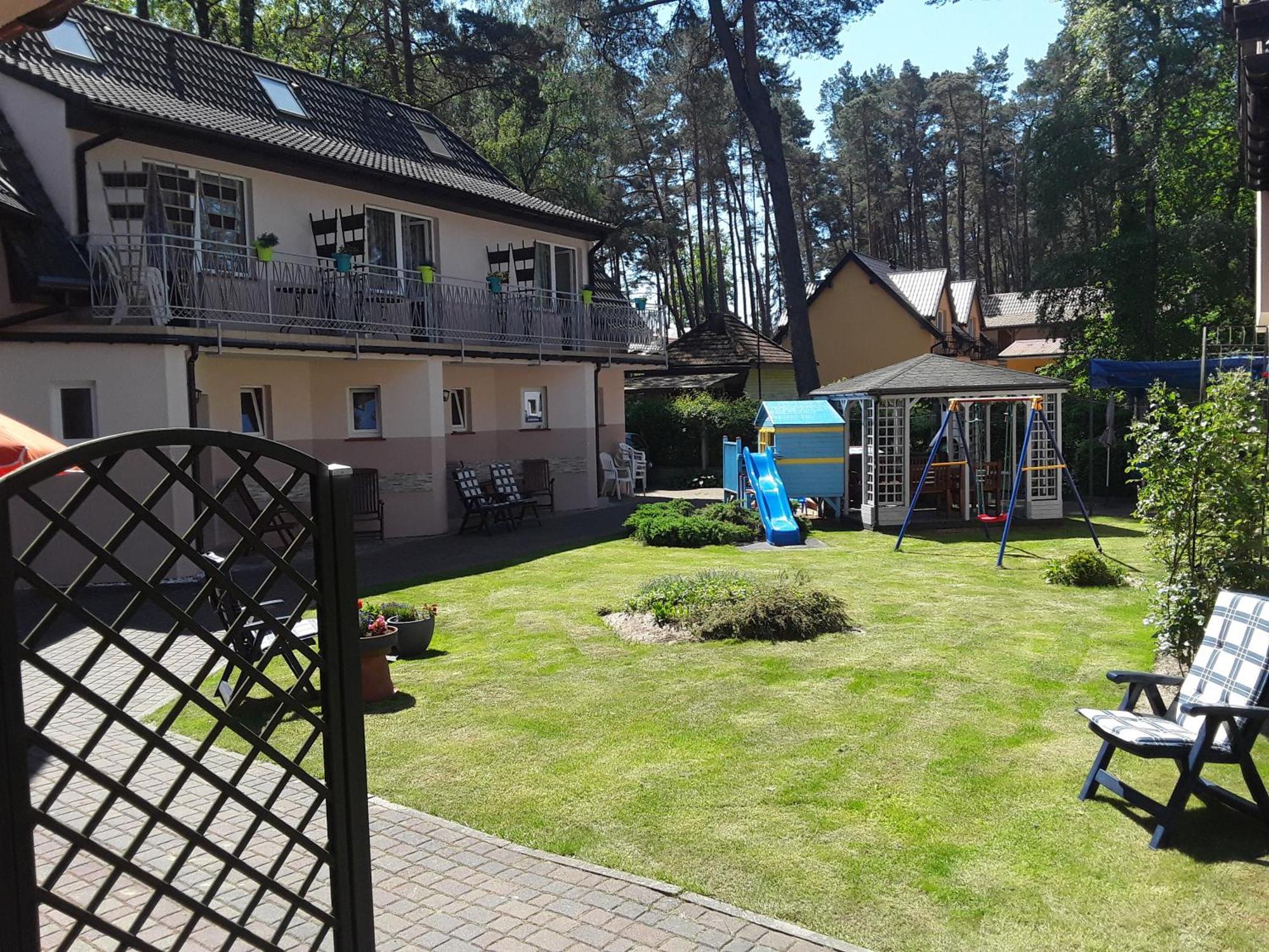 Dom Goscinny Borowiak Pobierowo Esterno foto
